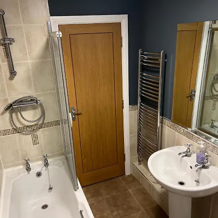 Silver Howe, Apartmán *