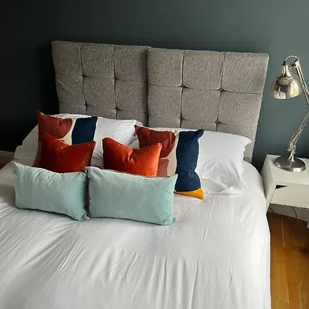 Silver Howe, Apartmán